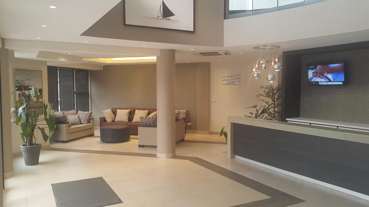 Hotel Selton Киншаса Экстерьер фото